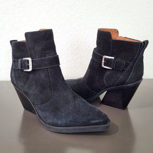 Antonio Melani PEATRIE Black Suede Booties SZ 7